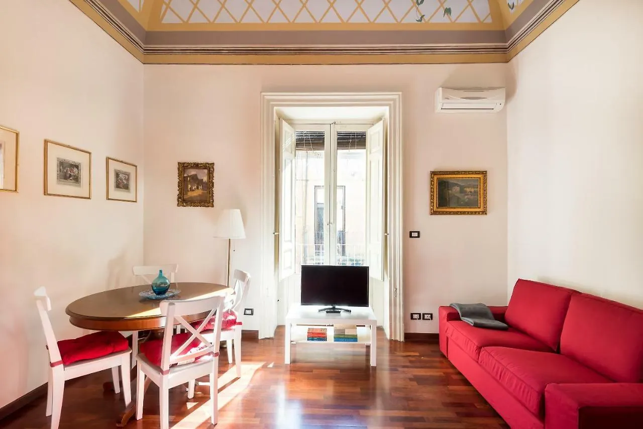 Alla Corte Del XIX Secolo Apartment Catania Italy